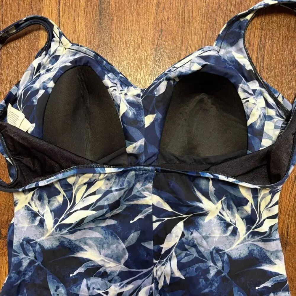 MAXINE OF HOLLYWOOD Shirred Front Girl Leg One Piece Swimsuit Blue Tropics SZ 16